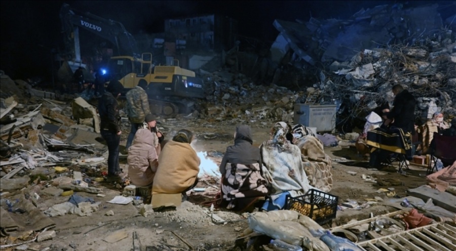 Azerbaycan Milli Meclisinden depremzedeler için jeneratör yardımı