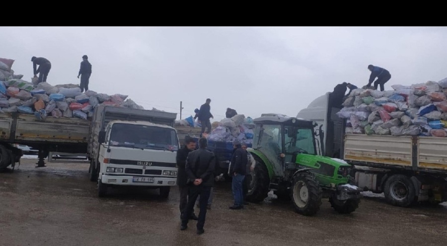 Bolu Mudurnu'dan afet bölgesine odun yardımı