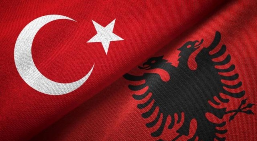 Arnavutluk'tan Türkiye'ye anlamlı destek geldi