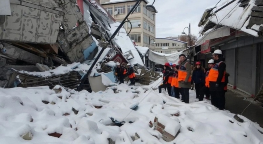 Bakan Dönmez'den doğal gaz açıklaması: Büyük hasar meydana geldi