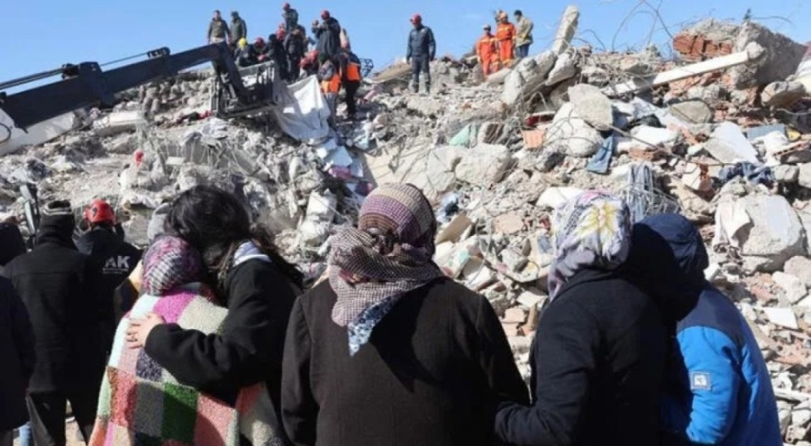 Turkcell'den deprem bölgesindeki faturaların tahsilatı ile ilgili özür mesajı