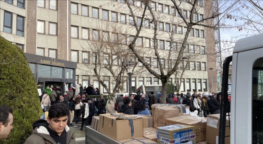 İstanbul'dan deprem bölgesine  4 milyon 960 bin 516 battaniye