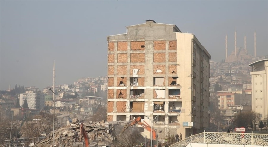 Deprem uzmanlarından "artçılara dikkat" uyarısı