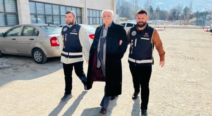 14 kişinin öldüğü Pamukoğlu Sitesi'nin inşat mühendisi yakalandı