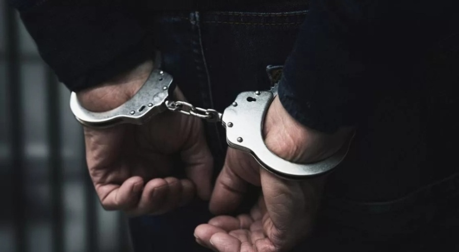 Adıyaman'da yıkılan binaların müteahhidi yurt dışına kaçmaya çalışırken gözaltına alındı