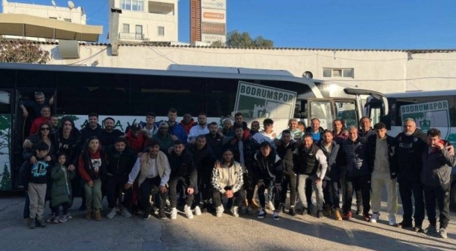 Bodrumsporlu futbolculardan depremzedelere destek