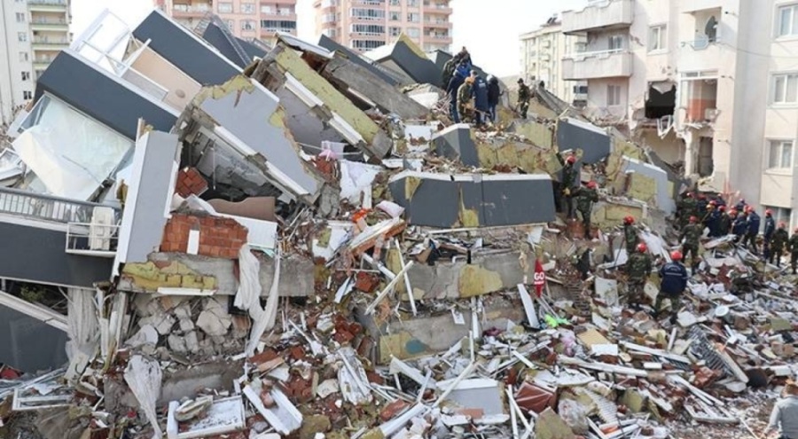 Deprem bölgesine 10 ton ayçiçeği yağı gönderildi
