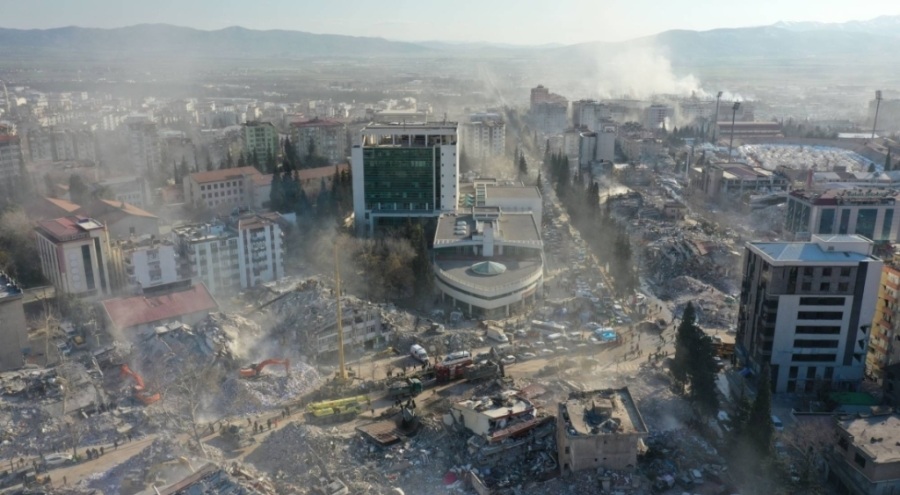 Sağlık Bakanı Koca: Deprem bölgesine kuduz ve tetanoz aşısı gönderiliyor