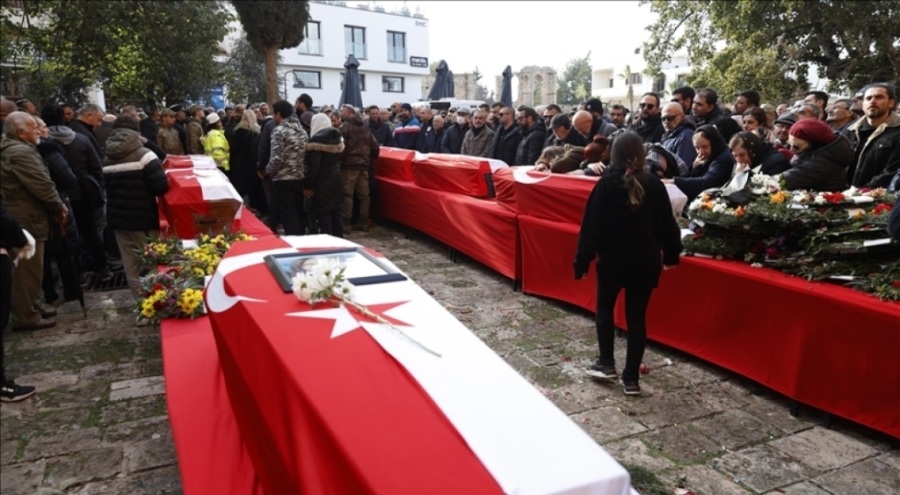 KKTC voleybol takımı kafilesinden 12 kişinin cenazesi Kıbrıs'a getirildi
