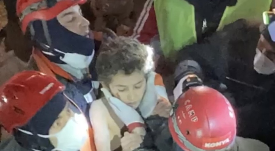 Mustafa 163 saat sonra kurtarıldı