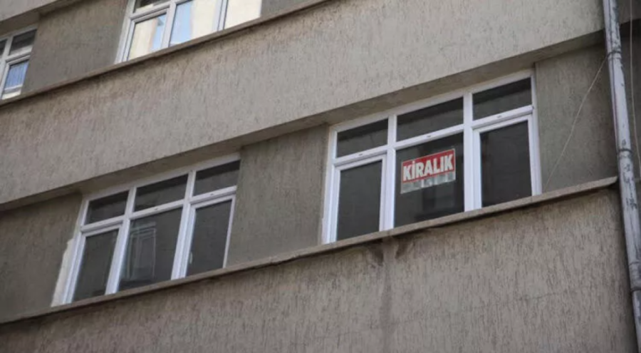 Elazığ'da deprem fırsatçıları kiraları yüzde 400 artırdı