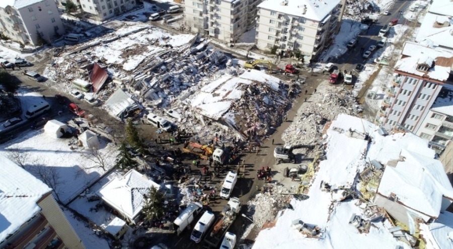 Malatya'da yıkılan binalarla ilgili 40 gözaltı kararı!