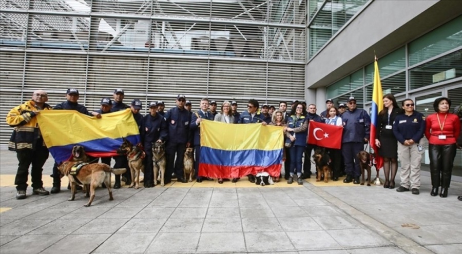Kolombiya, Türkiye'ye destek için 20 kişilik uzman ekip yolladı
