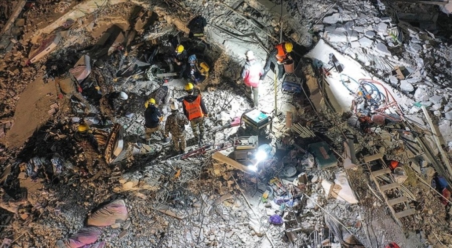 Depremlerden etkilenen gençlerin iş bulması için istihdam seferberliği