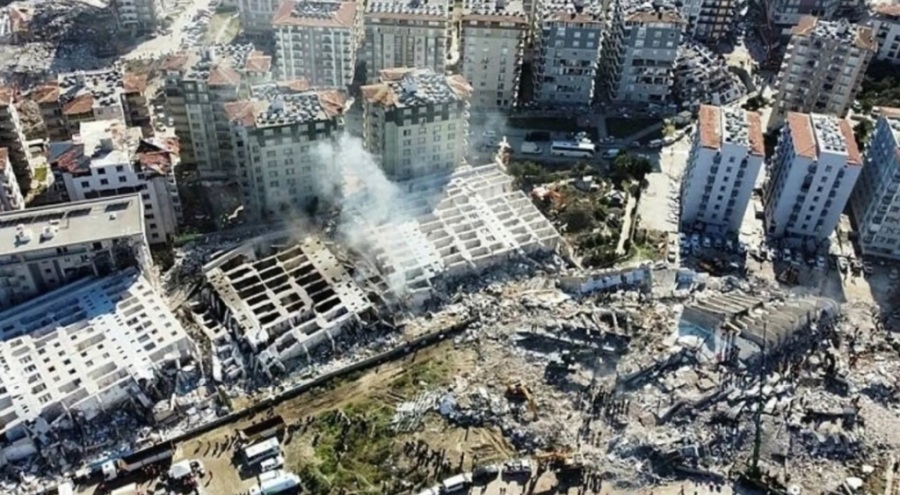 Rönesans Rezidans'ın sakini konuştu: Binanın temeli kaymıştı