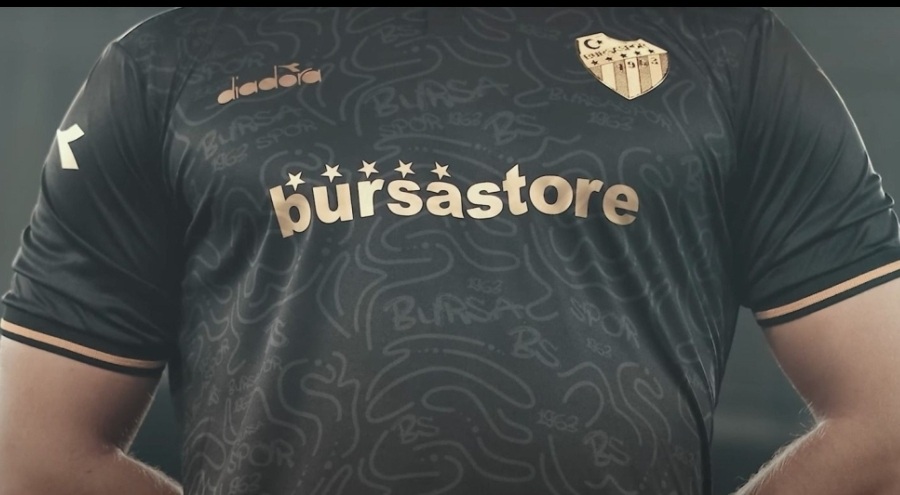 Bursaspor, EuroCup'ta sezonu siyah formayla tamamlayacak