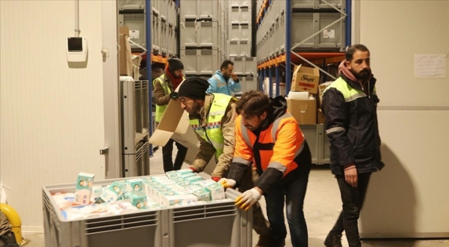 Malatya'da 120 bin depremzedenin ihtiyacı adreslerine ulaştırıldı