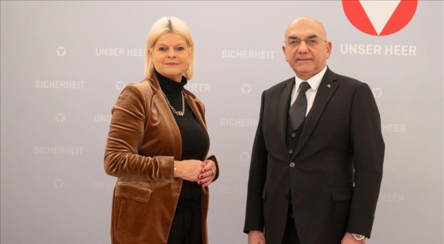 Viyana Büyükelçisi'nden Avusturya Savunma Bakanı'na yardımlar sebebiyle teşekkür