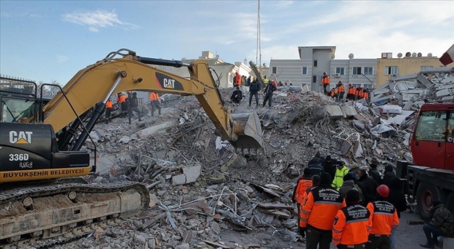 Adıyaman'da yıkılan İsias otele ilişkin 4 şüpheli gözaltına alındı
