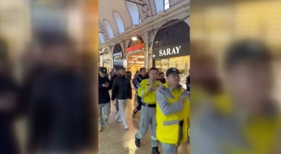 Kapalıçarşı esnafından Çinli arama-kurtarma ekibine alkışlarla teşekkür