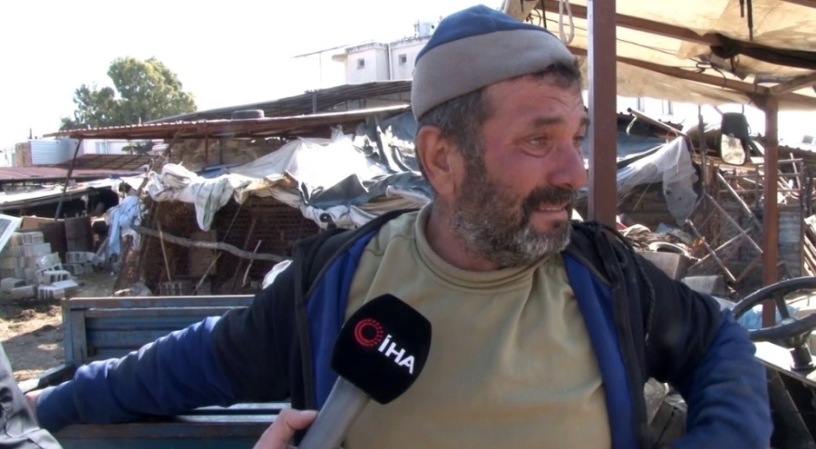 Depremde hayvanları telef oldu