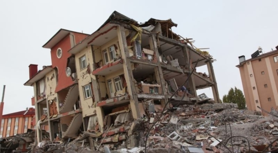 "Deprem öldürmez" diyen Prof. Dr. Ali İhsan Göker hakkında soruşturma