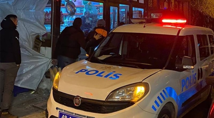 Depremzedeler için toplanan yardımları sattığı öne sürülen kişi gözaltında