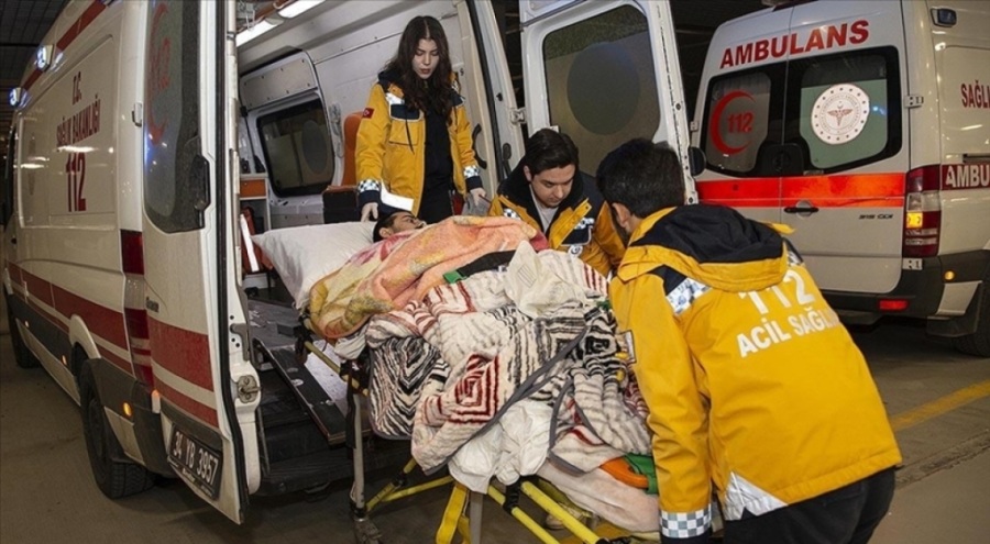 Deprem bölgelerinden getirilen yaralıların 6 bin 366'sı taburcu edildi