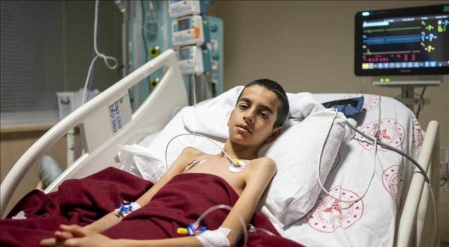 Depremin 207. saatinde kurtarılan Berat kurtarma ekibinden kuru fasulye istedi