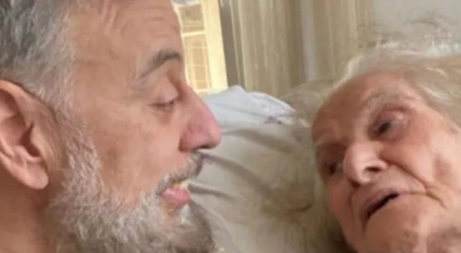 Hamdi Alkan'ın annesi hayatını kaybetti