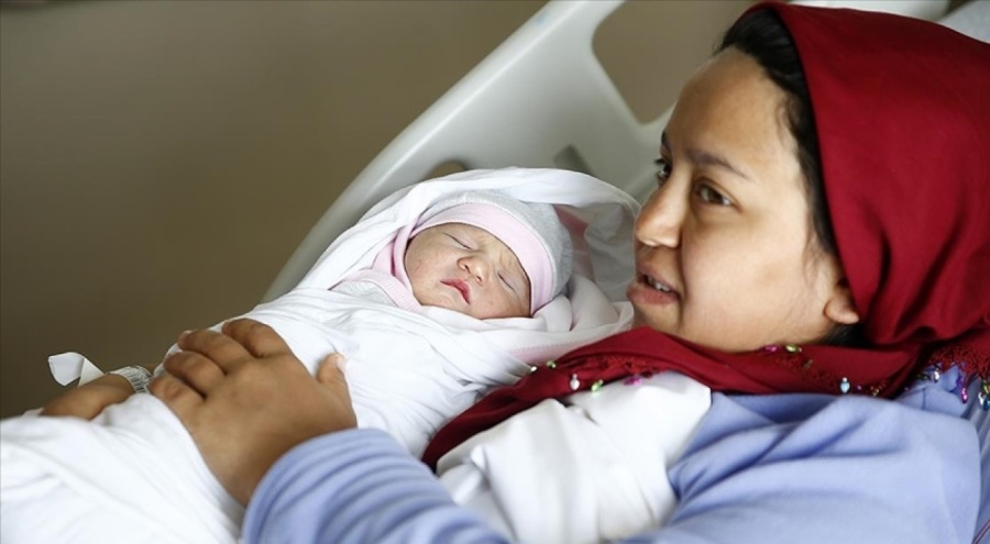 36 hamile depremzede Kayseri'de doğum yaptı