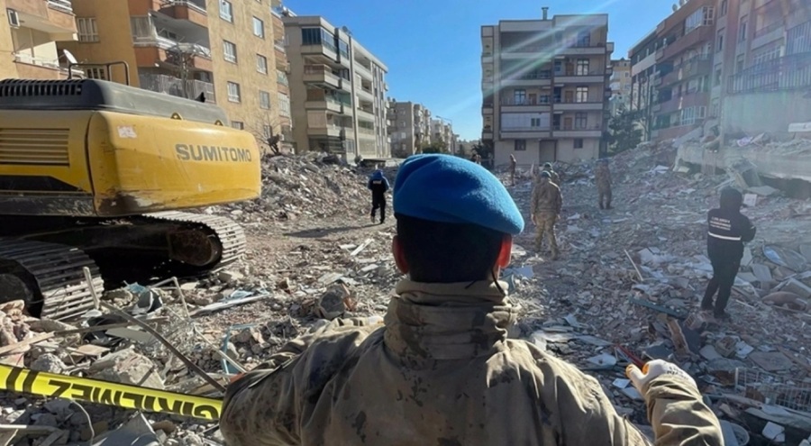 Deprem soruşturmasında 4 kişi daha tutuklandı