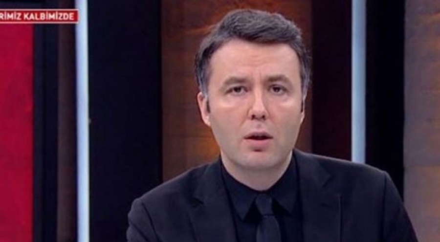 Gazeteci Mehmet Akif Ersoy'dan AFAD Deprem Müdürü'ne:  Enkaza müdahale biz gittiğimizde henüz yapılmamıştı