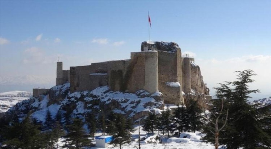 Depremi onlar da yaşadı! 5 bin yıllık mahallede tek taş bile oynamadı