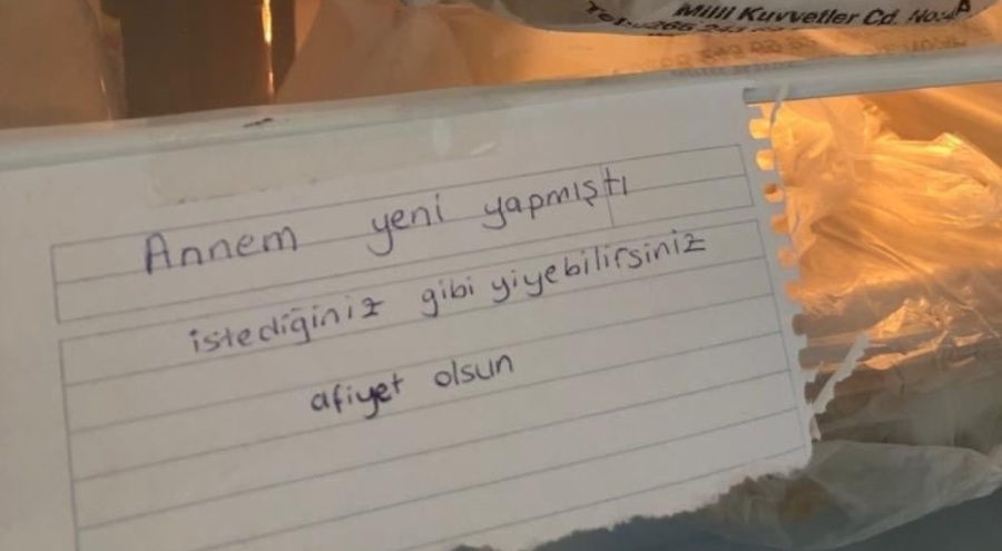 Öğrencilerin afetzedeler için bıraktığı notlar yürekleri ısıttı