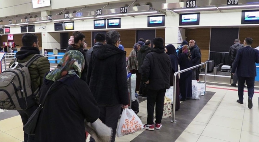 Evlerine "oturulabilir" raporu verilen depremzedeler dönüyor