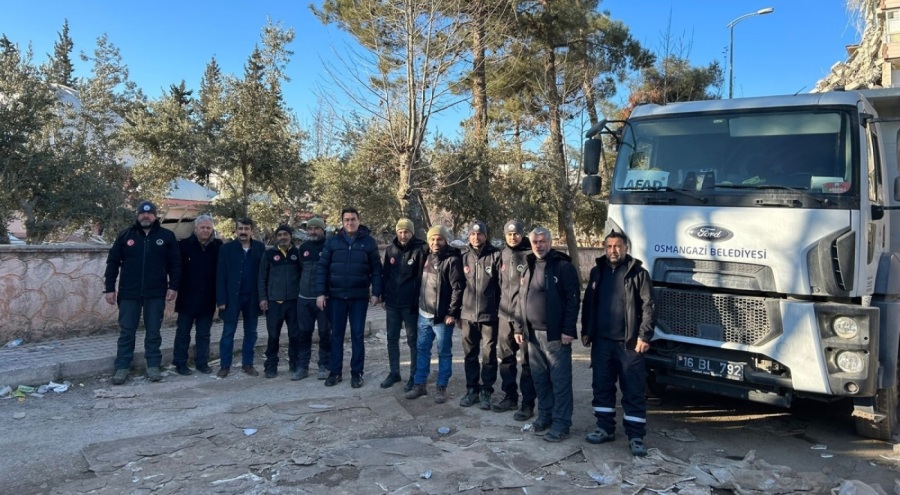 Bursa Osmangazi Belediye Başkanı Dündar afet bölgesine gitti