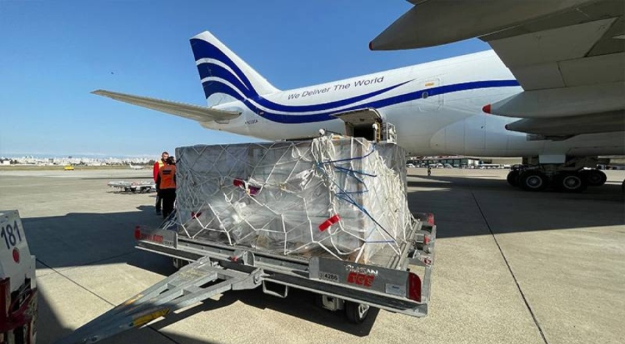 ABD'den Türkiye'ye 60 tonluk yardım