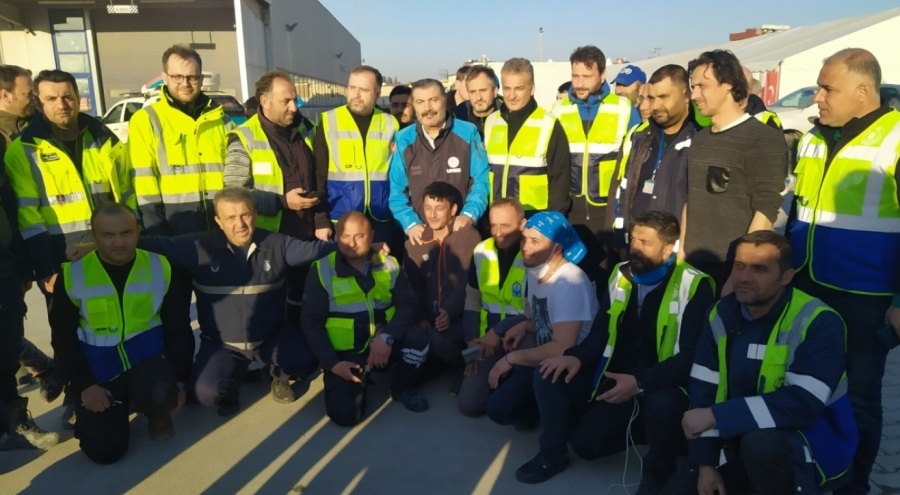 Sağlık Bakanı Fahrettin Koca'dan, Bursa ekibine ziyaret
