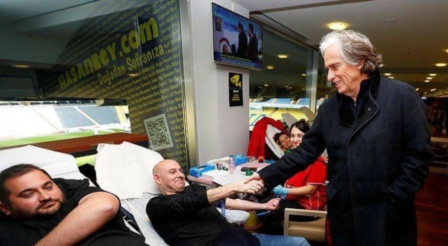 Fenerbahçe'nin düzenlediği kan bağışı etkinliği sona erdi