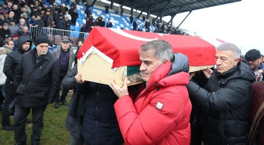 Ahmet Suat Özyazıcı son yolculuğuna uğurlandı