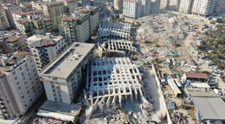 Rönesans Rezidans'ta enkaz altından kurtarılan doktor: Bağırmam yetmiyordu