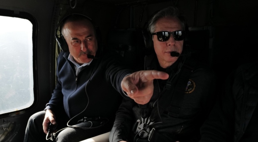 Dışişleri Bakanı Çavışoğlu, ABD'li mevkidaşı Blinken ile afet bölgesini gezdi