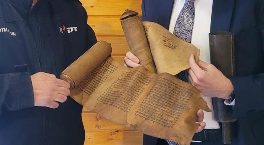 İsrailli arama kurtarma ekibinin götürdüğü Ester parşömeni geri alındı