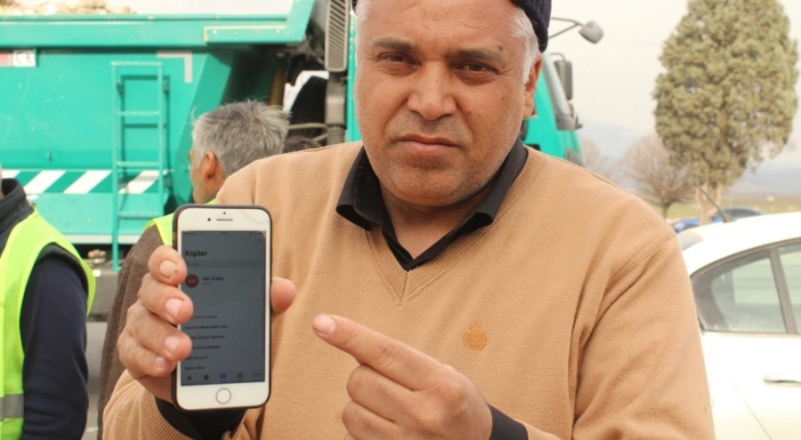 Telefon rehberindeki 100 kişi depremde yaşamını yitirdi