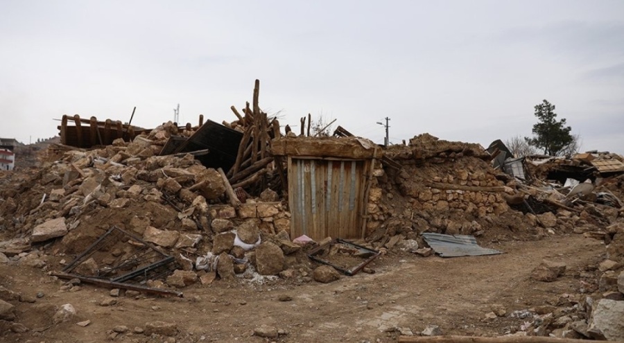 Adıyaman Yaylakonak'ta 280 haneden sadece 15'i sağlam