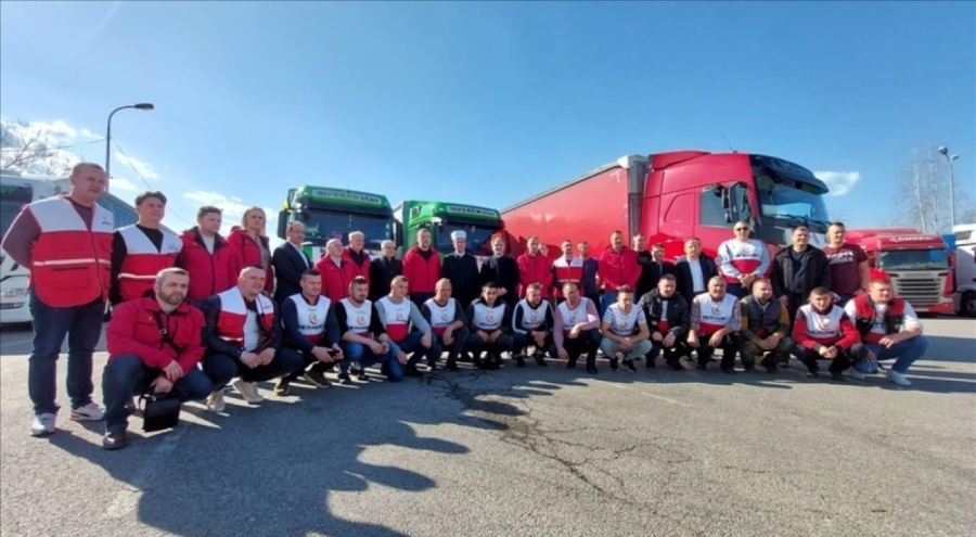 Bosna Hersek'ten Türkiye ve Suriye'deki afetzedeler için 20 yardım tırı yola çıktı