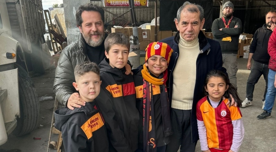 Galatasaray Başkanı Özbek'ten afet bölgesine ziyaret