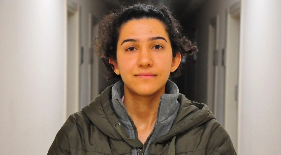 Üniversite öğrencisi Bilgesu, kaldığı yurda depremzede olarak yerleşti