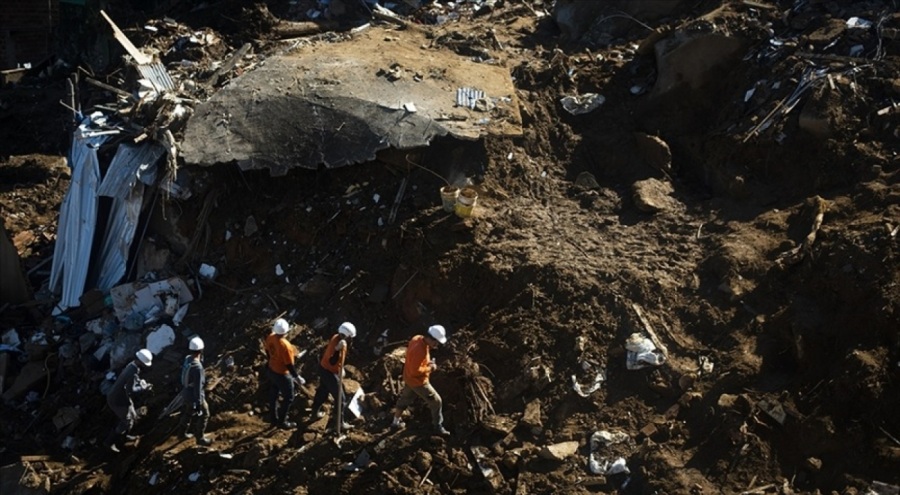 Brezilya'da sel ve toprak kayması sonucu 40 kişi hayatını kaybetti